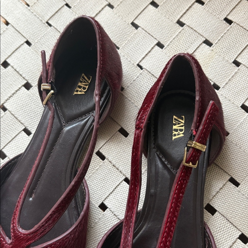 Zara Strappy Furskin Leather Ballet flats with Buckle Detail women’s 36 US 6 - Picture 7 of 10